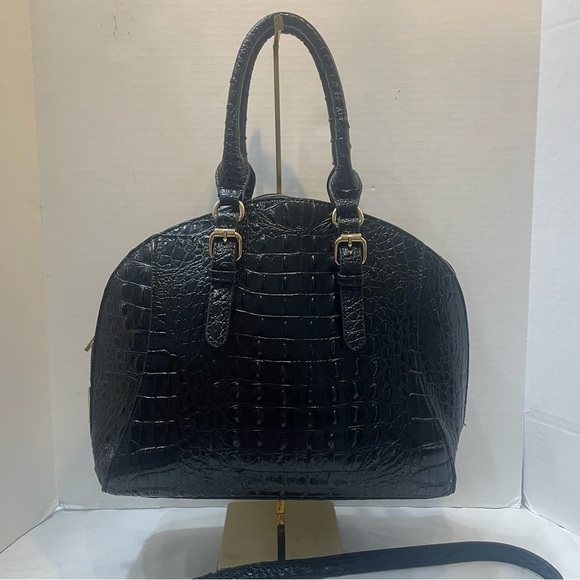 Handbags - Elegant Black Crocodile-Embossed Women's Handbag. PVC. Dome. Double zip. Used.